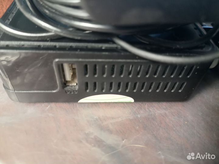 DVB-T2 приставка Ориэль 203 для цифрового тв