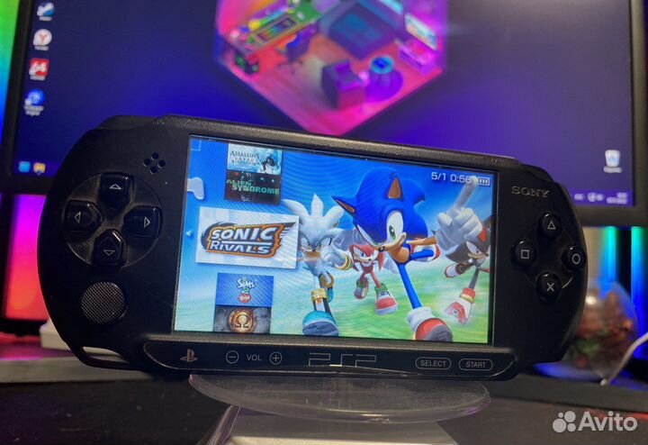 Sony PSP-E1008 + 22 игры / Прошита / 16gb