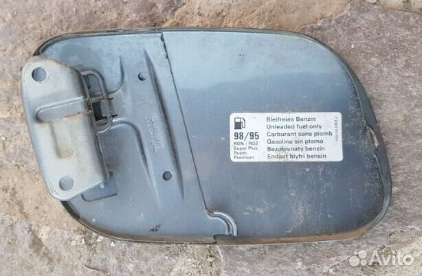 Лючок бензобака порше каен 955/957 VW туарег