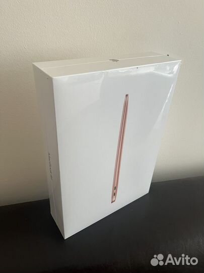 MacBook Air 13 Late, Apple M1 RAM 8/256 gb