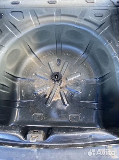 Кузов по частям Renault Logan 1