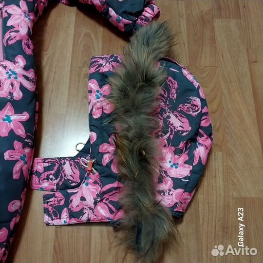 Зимний комбинезон для девочки