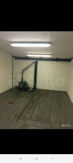 Гараж, > 30 м²