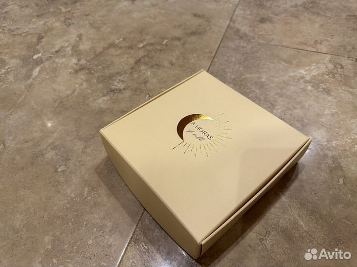 Коробка 8 horas of silk с этикетками и бумагой