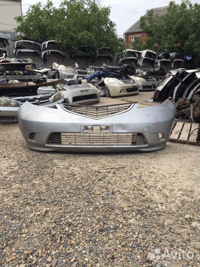 Бампер передний Honda Elysion RR1; RR2; RR3; RR4