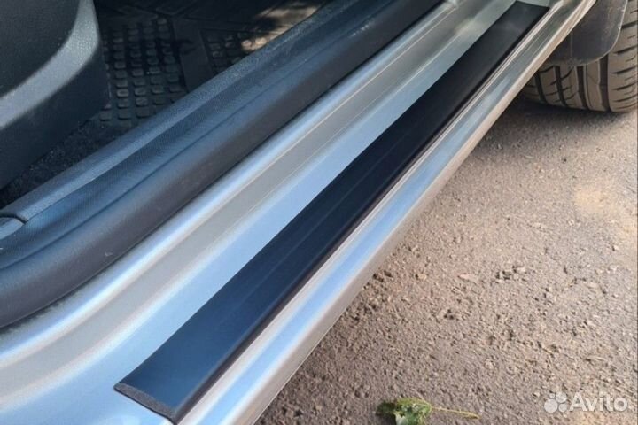 Эластичные накладки в проем дверей Калина/Гранта