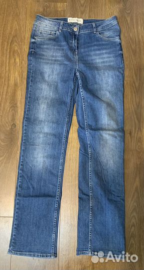 Джинсы