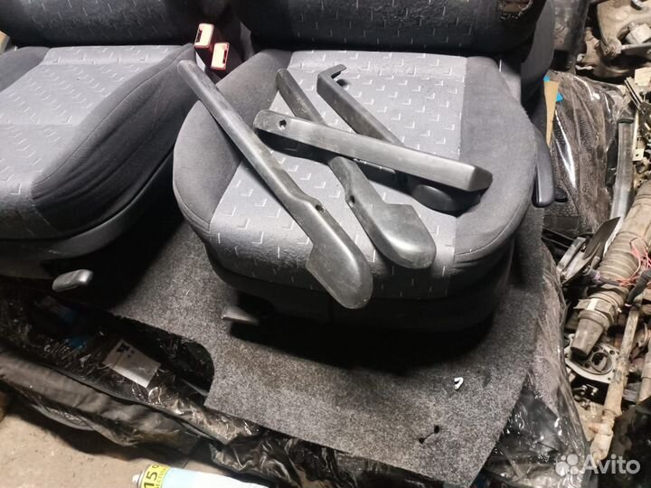 Octavia skoda tour сиденья