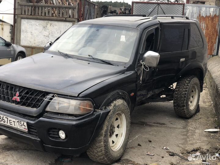 Разбор Mitsubishi pajero sport