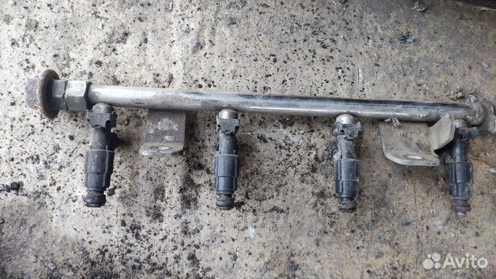 Топливные форсунки с рампой Киа Маджентис 2. 05-10