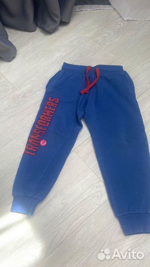 Спортивный костюм