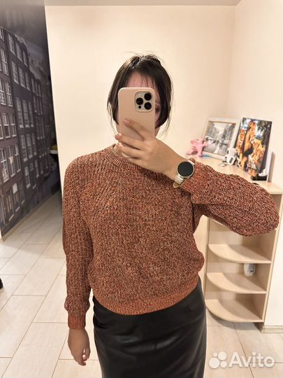 Свитер женский