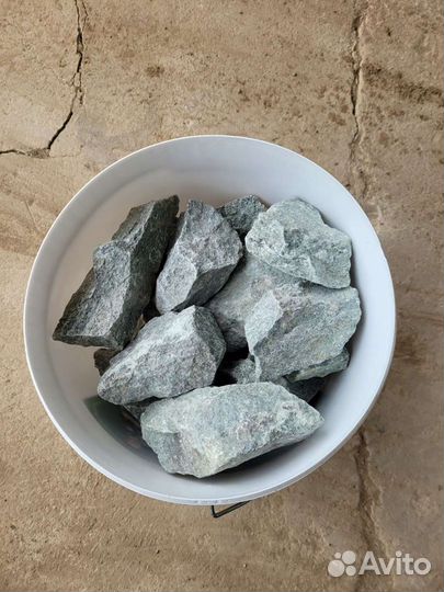 Жадеит глубокого залегания для чугунных печей