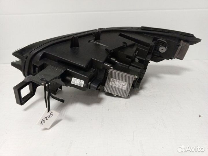 Фара светодиодная передняя правая Volkswagen Id.4