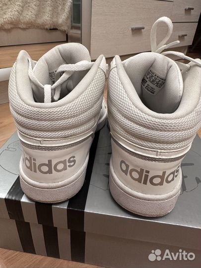 Кроссовки женские adidas 38 размер