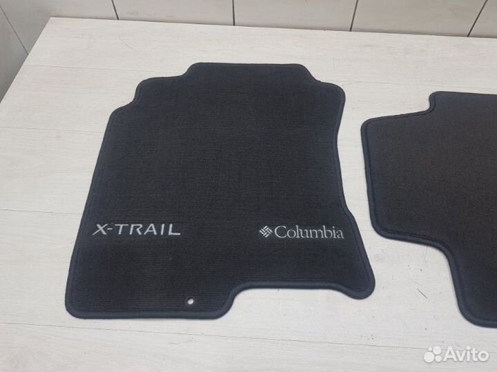 Комплект ковриков Nissan X-Trail T30