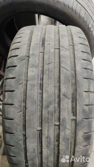 Nokian Tyres Hakka Z 235/45 R17