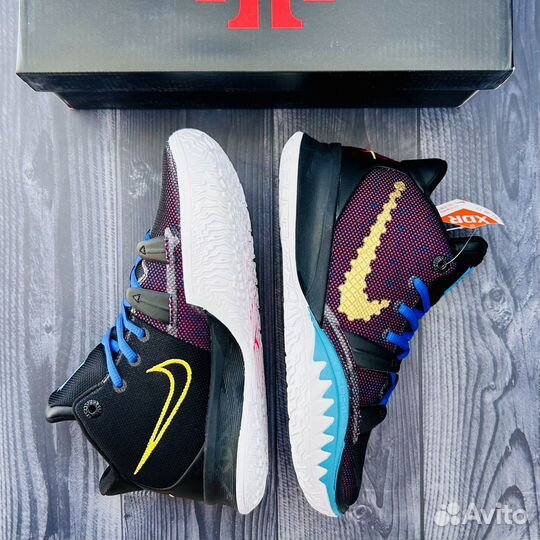 Кроссовки Nike Kyrie 7