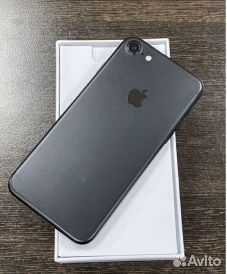 iPhone 7, 128 ГБ