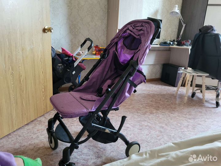 Прогулочная коляска