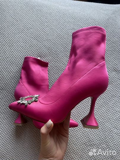 Ботильоны атласные 38 размер, новые