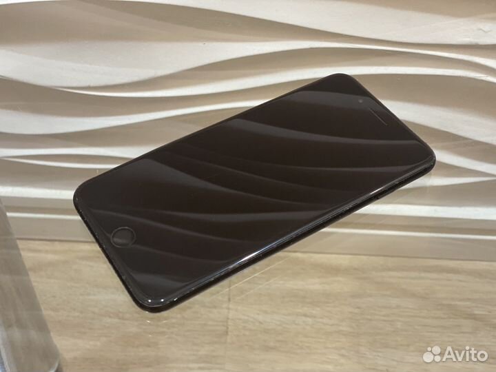 Телефон iPhone 7 plus 128gb