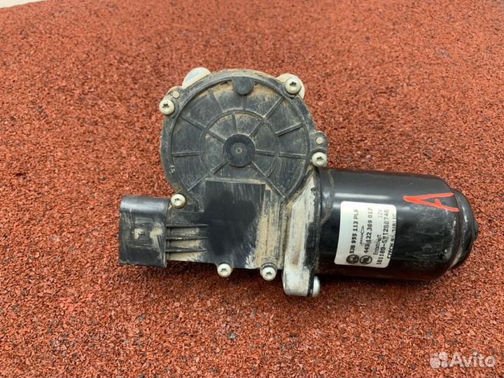 Моторчик стеклоочестителя дворников Skoda Rapid