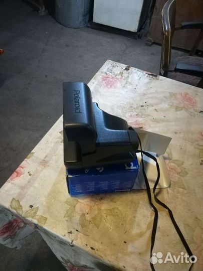 Фотоаппарат моментальный polaroid