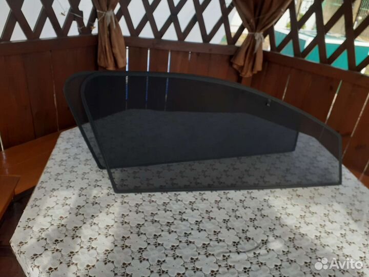 Продам каркасные шторки на nissan qashqai