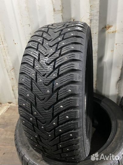 Nokian Tyres Hakkapeliitta 8 SUV 235/55 R17 103T
