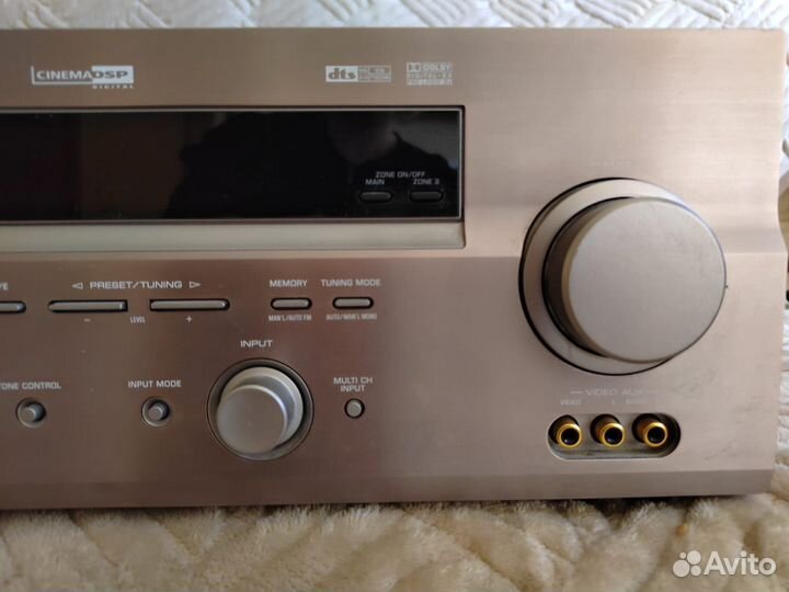 Ресивер Yamaha RX-V557