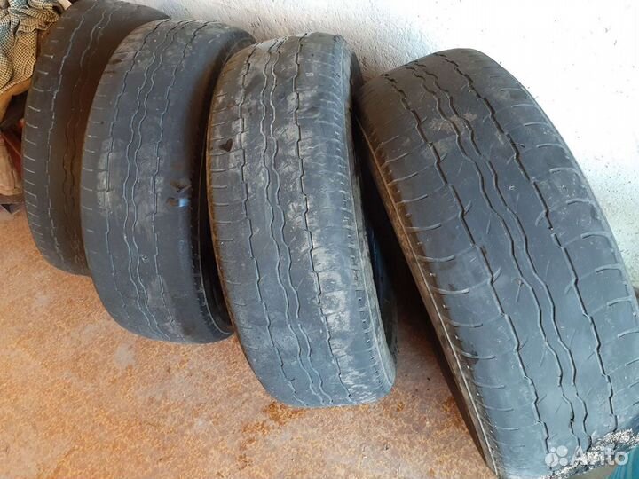 Bridgestone Dueler A/T 693 225/65 R17