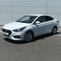 Hyundai Solaris 1.6 AT, 2017, 304 500 км, с пробегом, цена 990 000 руб.