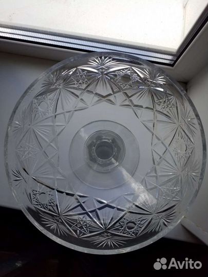 Хрустальная ваза