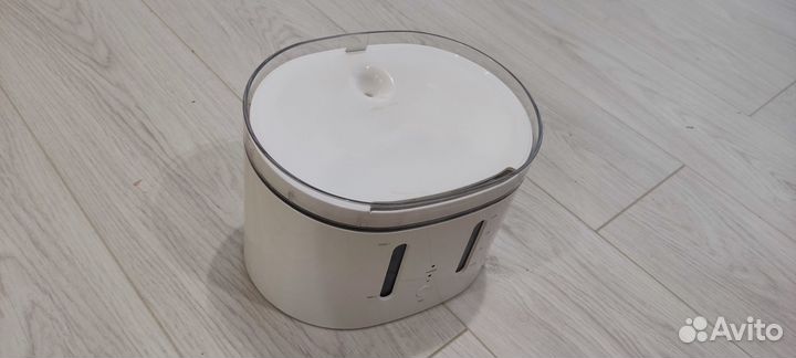 Поилка фонтан для животных wifi hiper FT01W