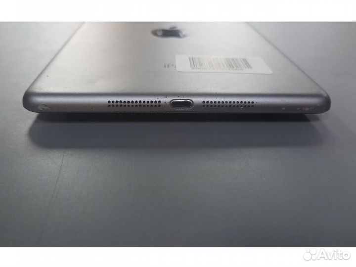 Планшет Apple iPad mini 2 16Gb Wi-Fi (S/Gray) б/у
