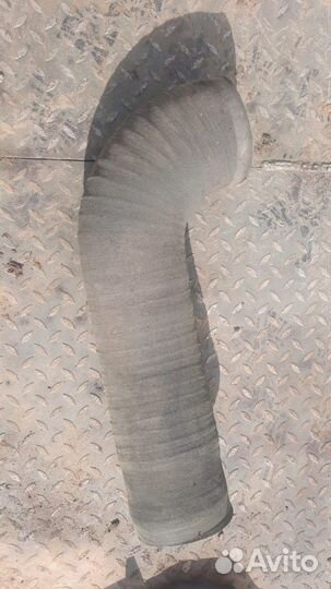 Патрубок воздушного охлаждения Hitachi ZX650