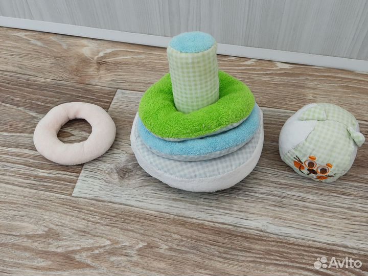 Пирамидка мякиш котенок