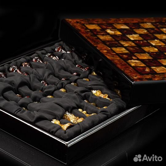 Янтарные шахматы «Камелот» 00011