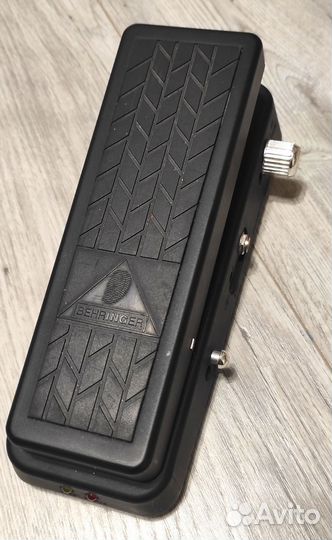 Гитарные педали(delay,metal zone,hellbabe),тюнер