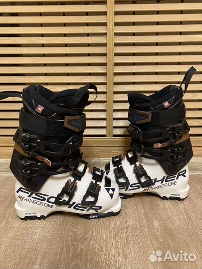 Горнолыжные ботинки