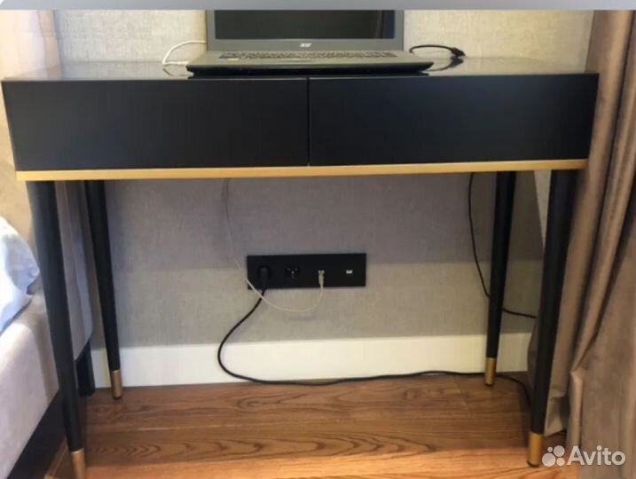 Консольный стол для спальни, гостиной С0975