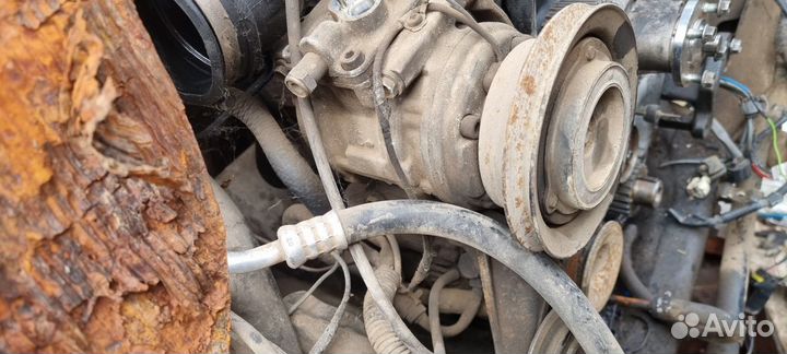 Toyota Crown Surf Mark2 Cresta Компрессор 2L-te 2L