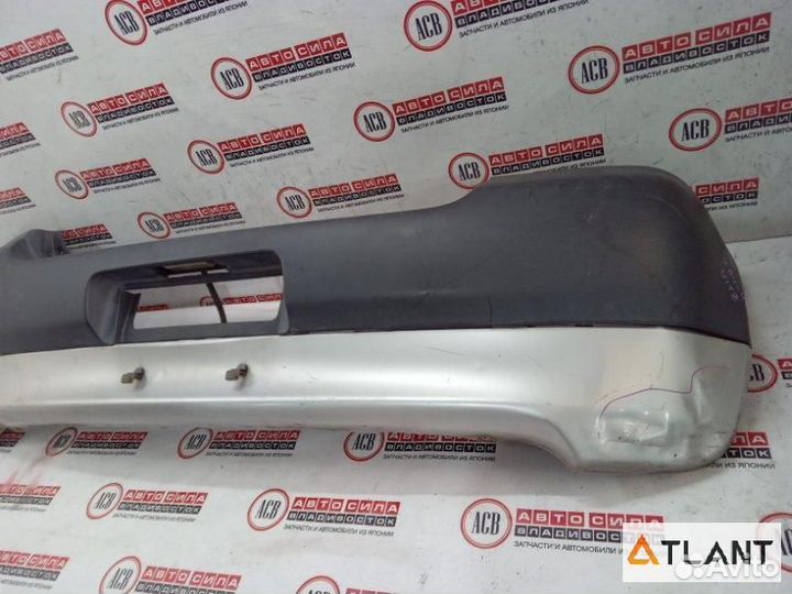 Бампер задний toyota vitz