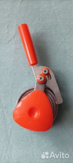 Закаточная машинка для банок