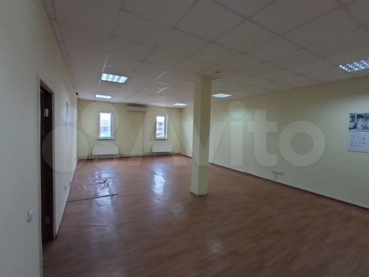 Офисы+ склады+парковка, 18 м²