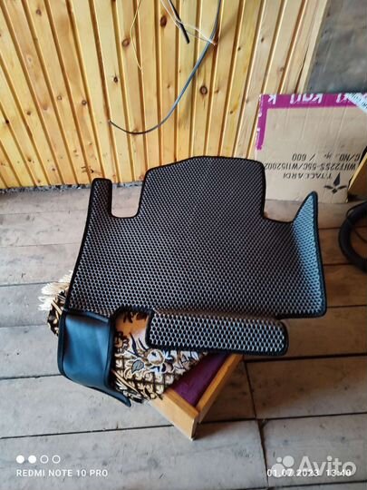 Эваковрики для Toyota Rav4 ха30 с большими бортами