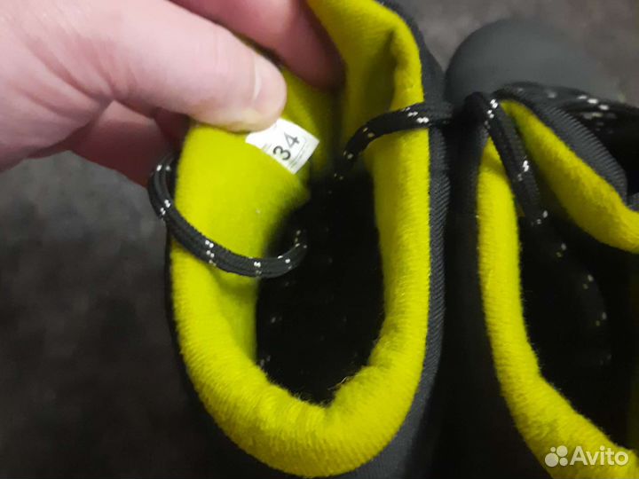 Лыжные ботинки