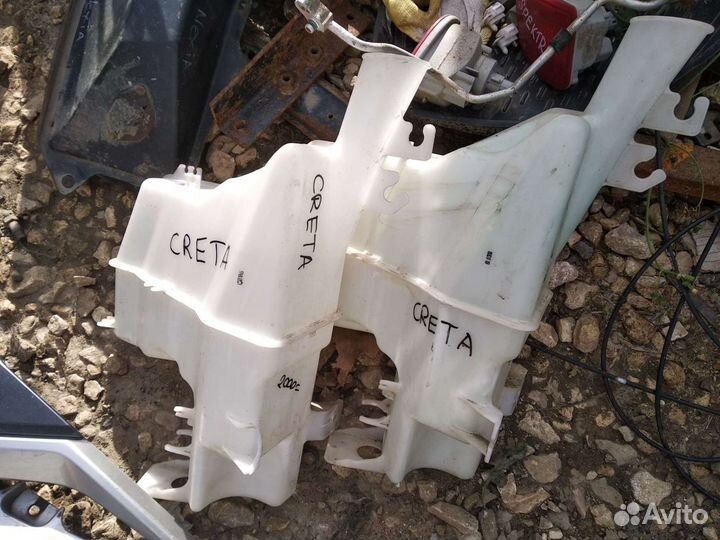 Бачок омывателя крета