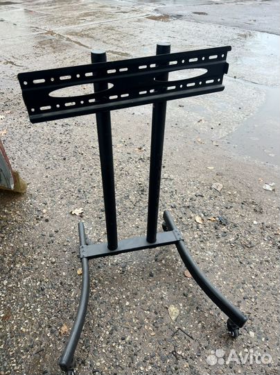 Стойка для телевизора